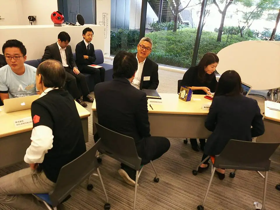記者会見風景