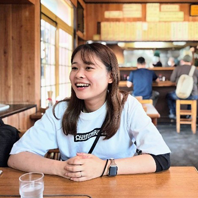 湯川 なつみ 氏