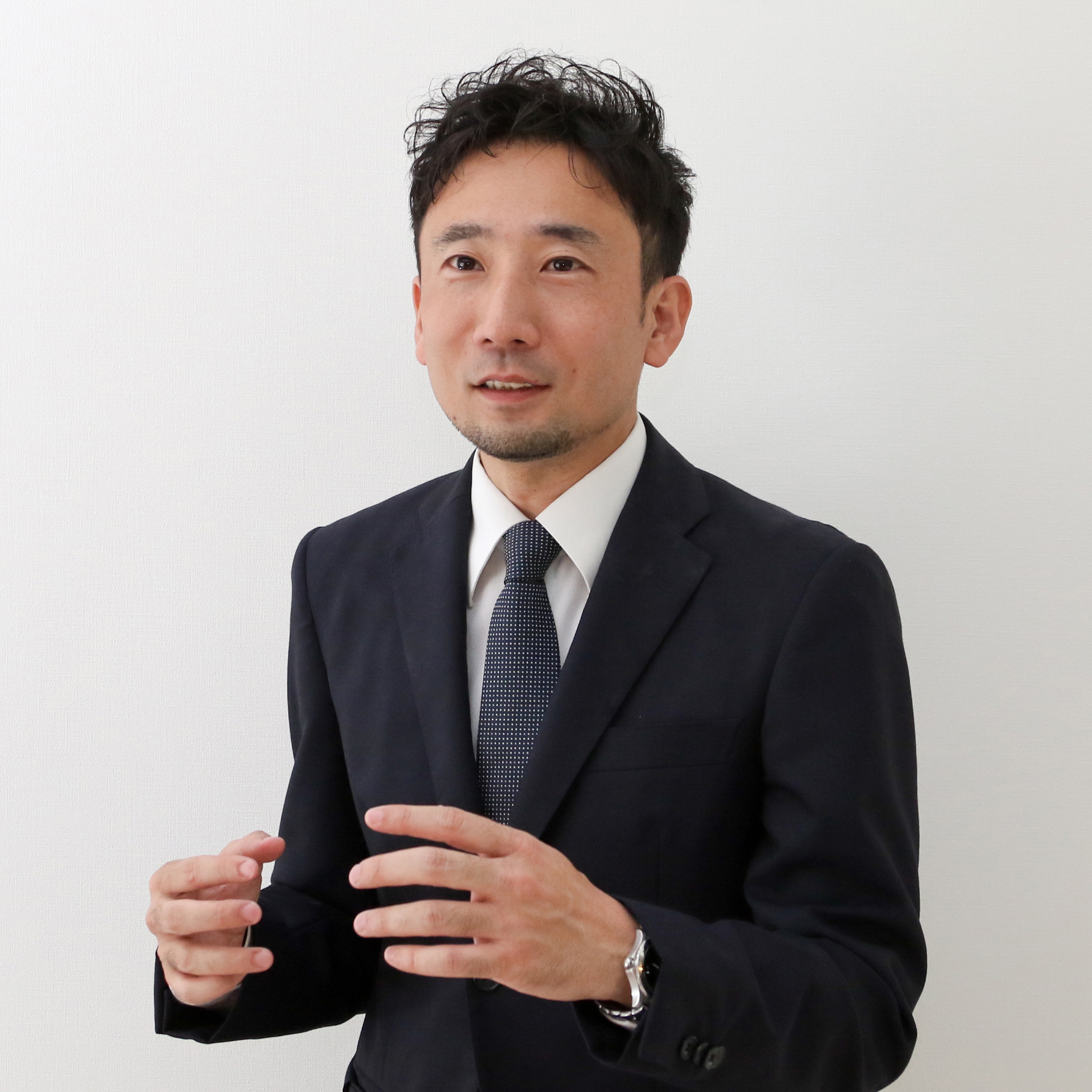 井上 真 氏